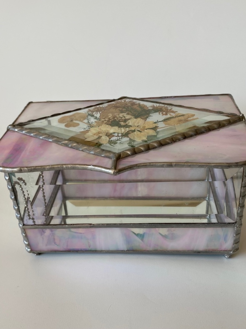 Vintage Slag Glass Jewelry Box: Metal Framed Bevelled Glass , Dry Flowers in Lid
